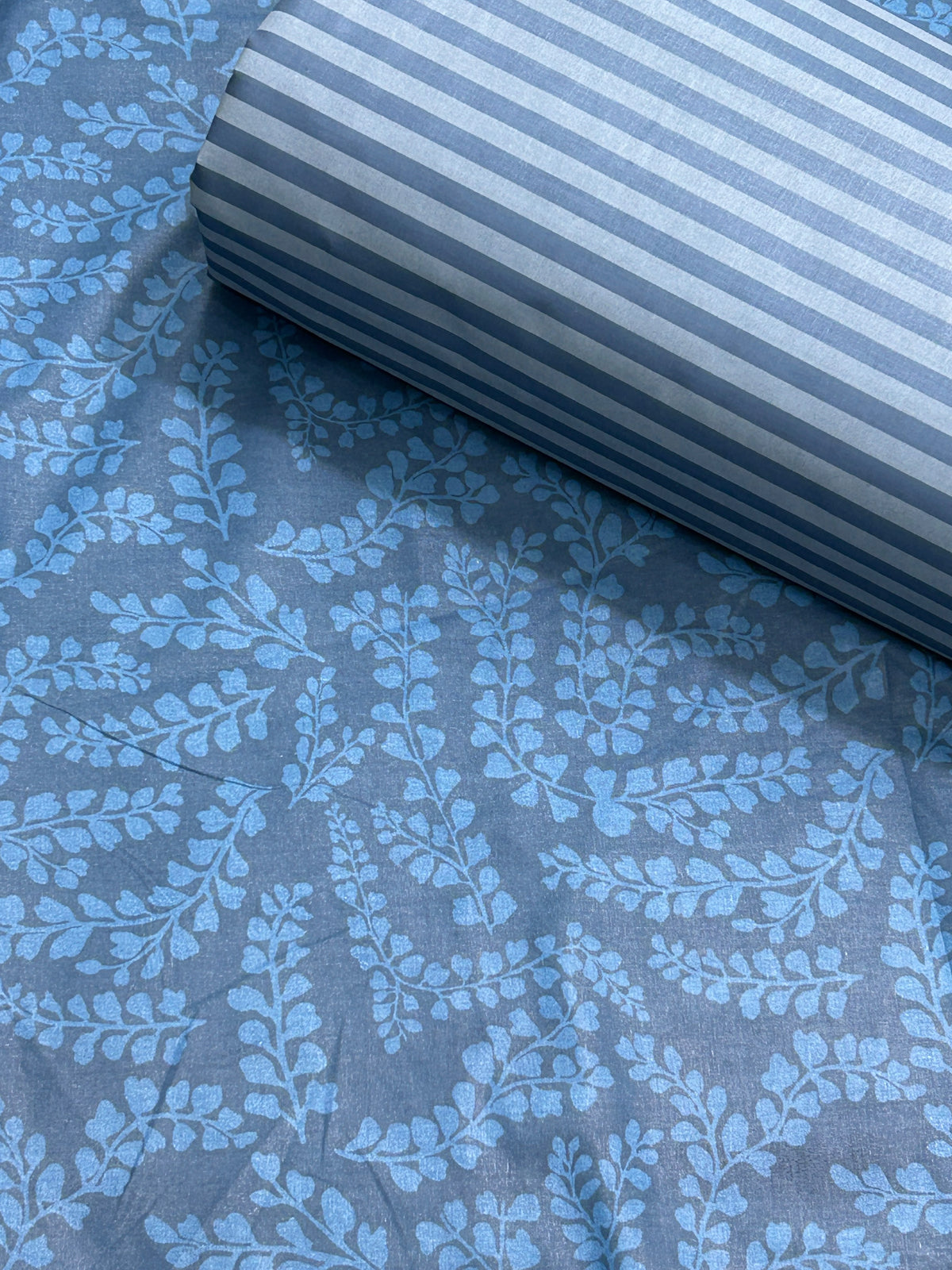 Luxury Pink Floral Printed Bedsheet Set with Matching Pillow Covers